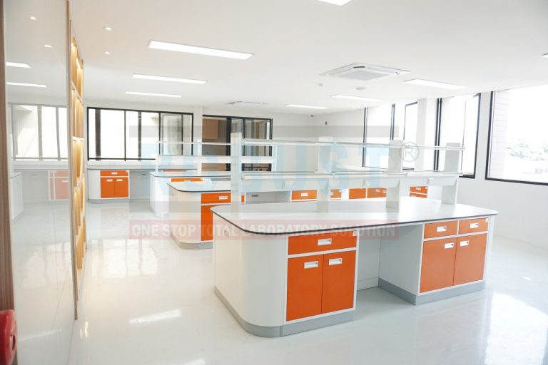 Food & Beverage Laboratories-3