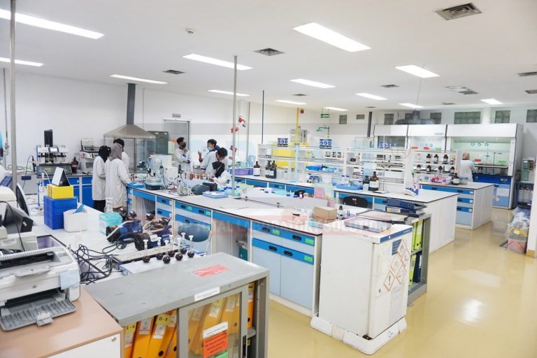 Hospital & Pharmaceutical Laboratories-Cover