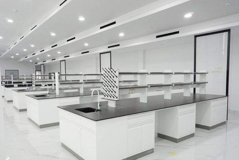Laboratory Bench Steel 3